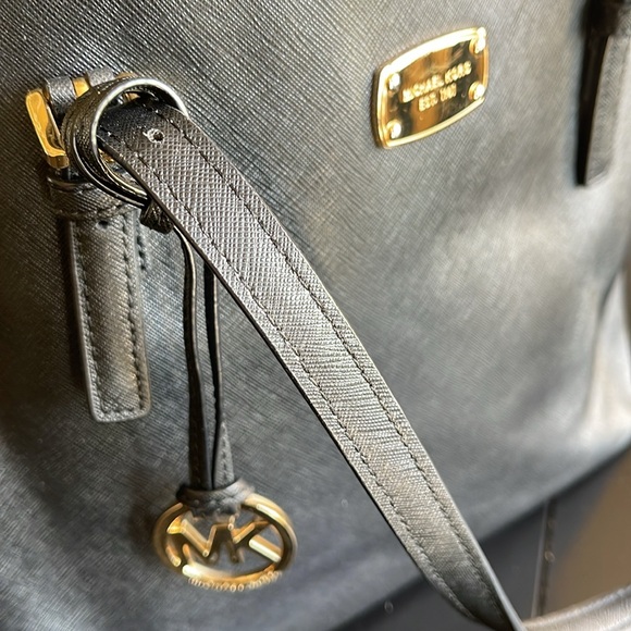 Michael Kors Large tote - Picture 6 of 11